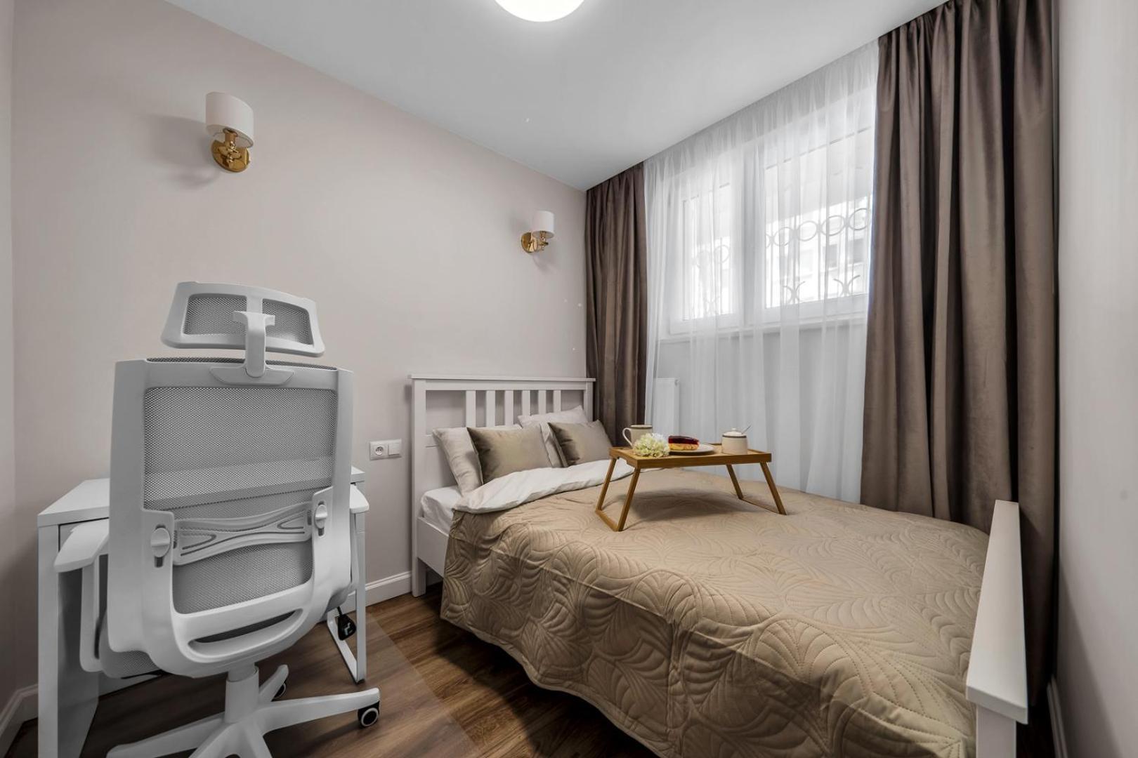 Warsaw Centrum Apartment - Workspace, Balcony - By Rentujemy Zewnętrze zdjęcie