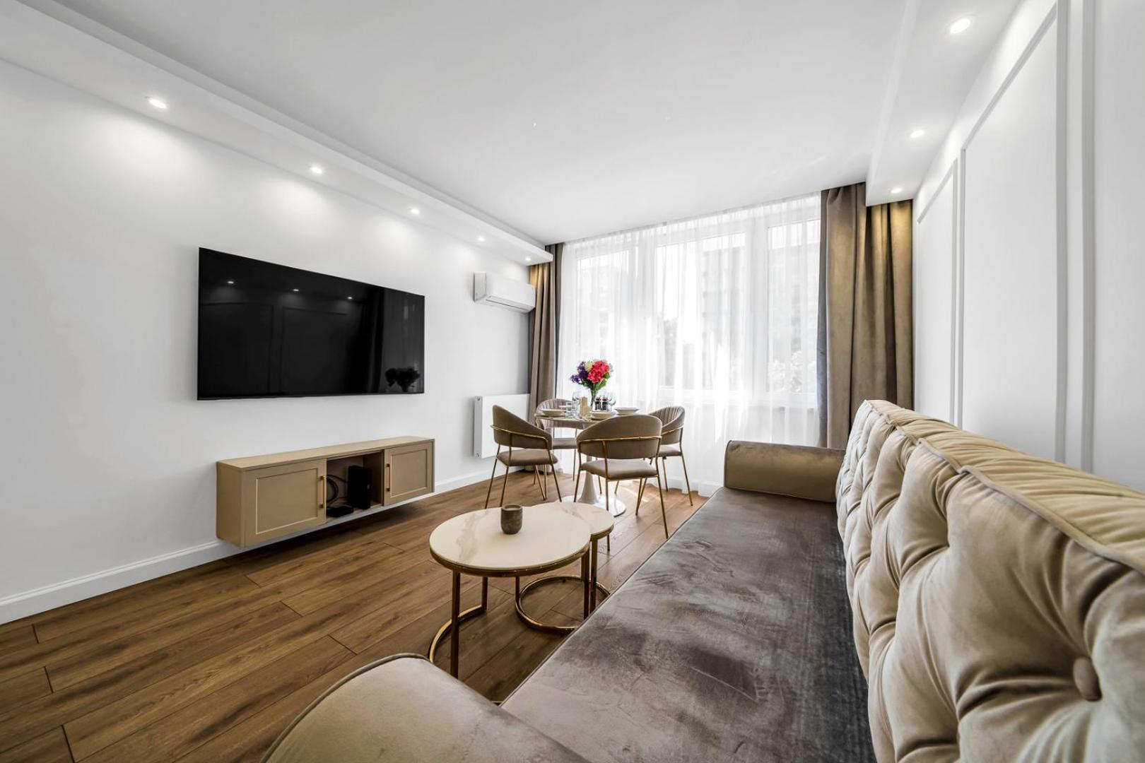 Warsaw Centrum Apartment - Workspace, Balcony - By Rentujemy Zewnętrze zdjęcie